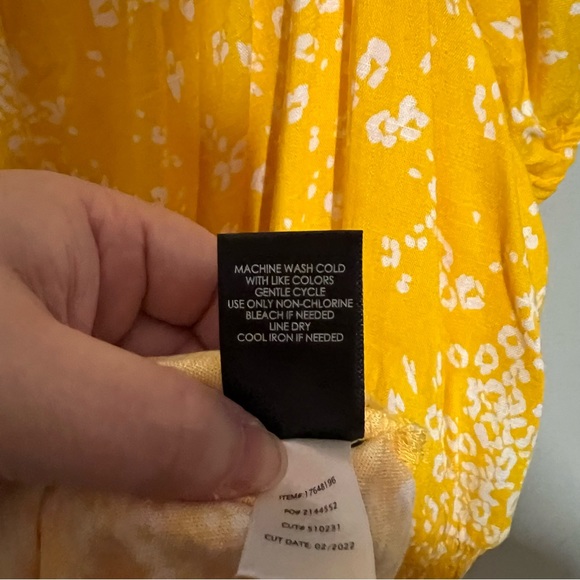 Torrid Yellow Mini Lenny Smocked Off-Shoulder Dress - 6/6X - Picture 12 of 13